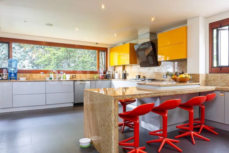 Casa de 6 alcobas en venta en Bosque Medina, Bogotá, 830 m² · foto 5 de 22