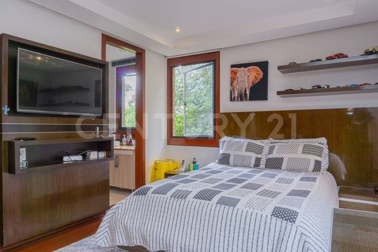 Casa de 6 alcobas en venta en Bosque Medina, Bogotá, 830 m² · foto 12 de 22