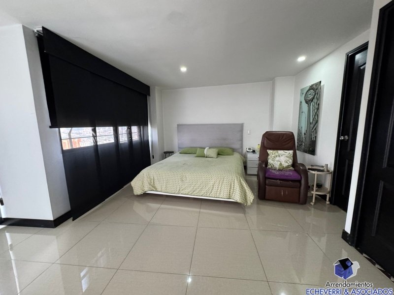 Apartamento en venta en Loma Del Indio, Medellín · foto 12 de 18