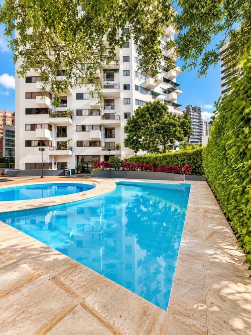 Apartamento de 3 alcobas en venta en Santa Rosa, Cali, 158 m² · foto 13 de 14