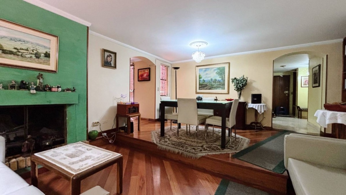 Apartamento en venta en Los Rosales, Bogotá · foto 2 de 22
