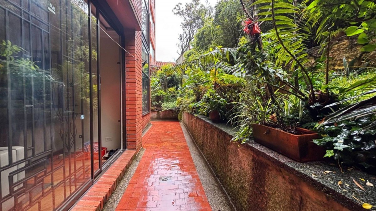 Apartamento en venta en Los Rosales, Bogotá · foto 7 de 22