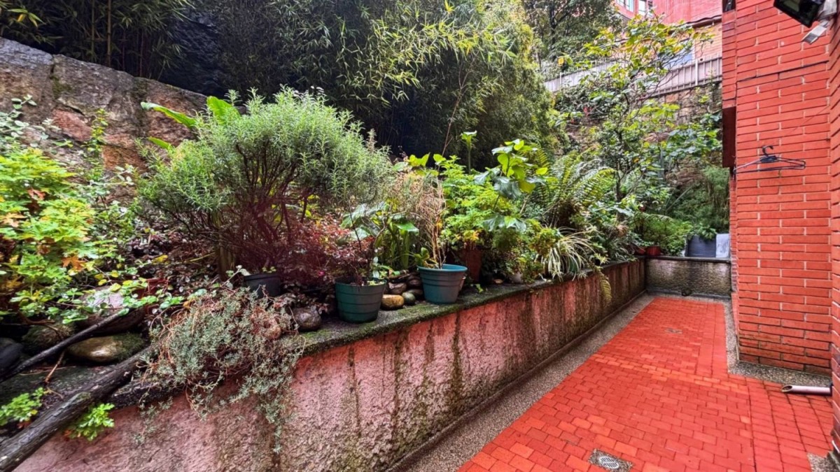 Apartamento en venta en Los Rosales, Bogotá · foto 8 de 22
