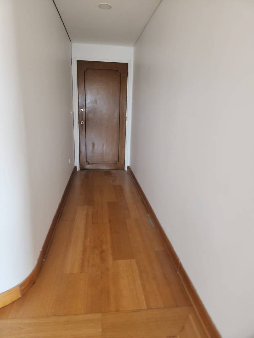 Apartamento en venta en Santa Barbara Central, Bogotá · foto 12 de 23