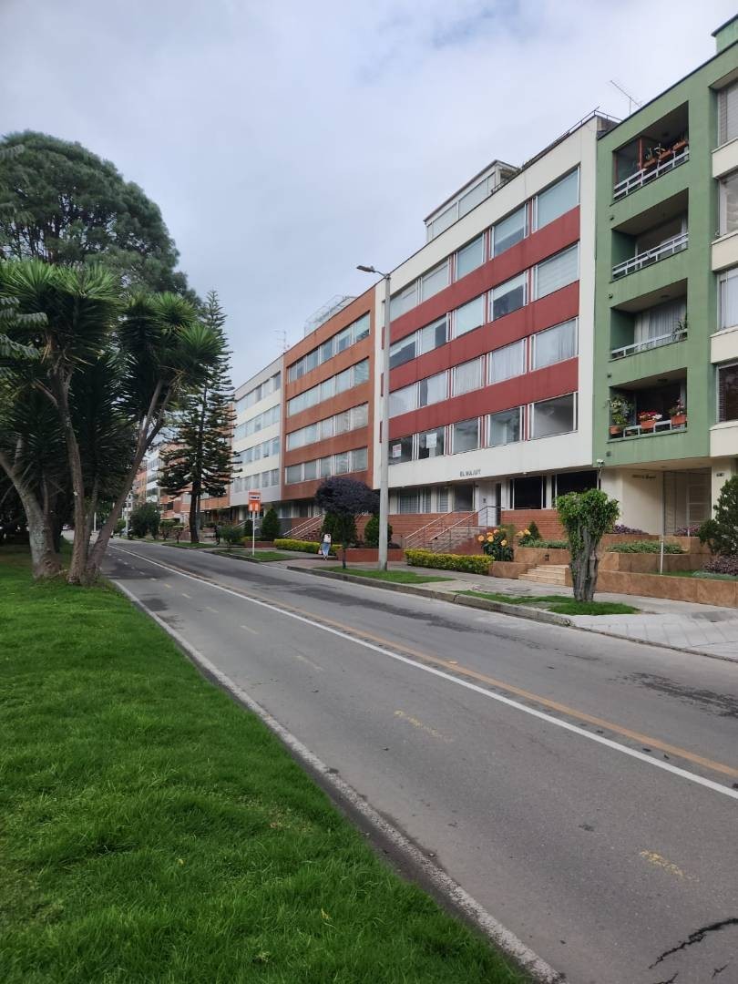 Apartamento en venta en Santa Barbara Central, Bogotá · foto 16 de 23