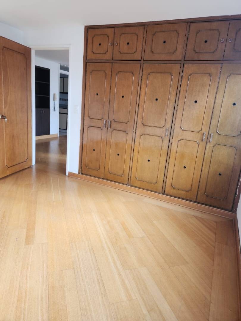 Apartamento en venta en Santa Barbara Central, Bogotá · foto 18 de 23