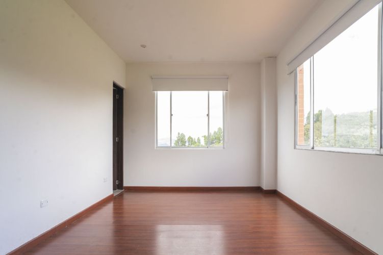 Casa de 4 alcobas en venta en Yerbabuena, Sopó, 440 m² · foto 15 de 24