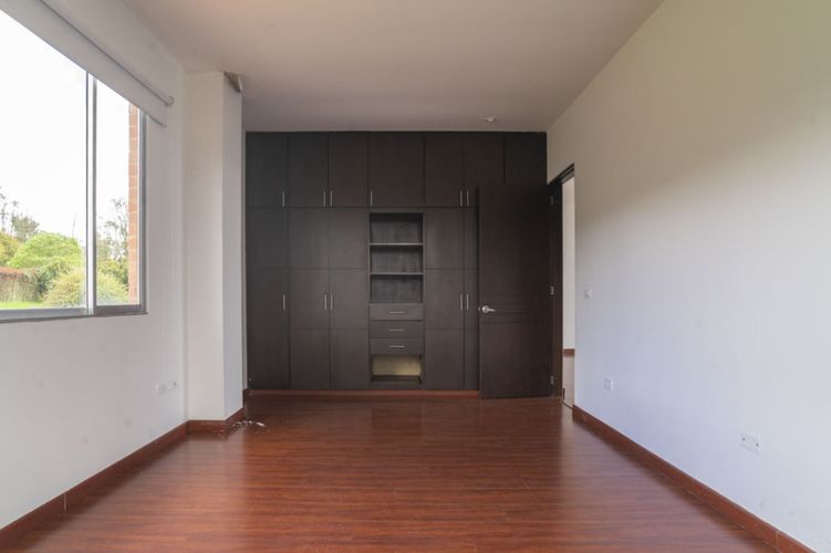 Casa de 4 alcobas en venta en Yerbabuena, Sopó, 440 m² · foto 18 de 24