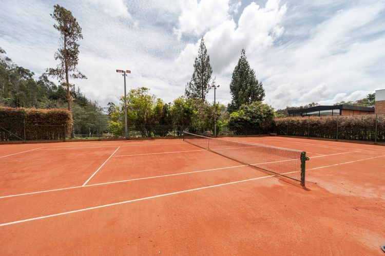 Lote en venta en El Volcan, La Calera, 1874 m² · foto 10 de 14