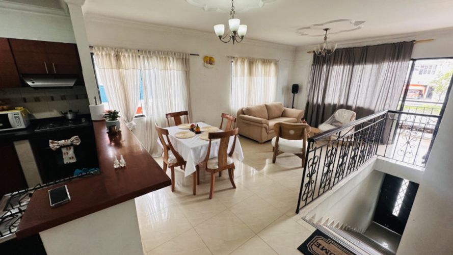 Casa de 8 alcobas en venta en Villagorgona, Candelaria, 252 m² · foto 3 de 21