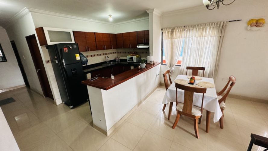 Casa de 8 alcobas en venta en Villagorgona, Candelaria, 252 m² · foto 7 de 21