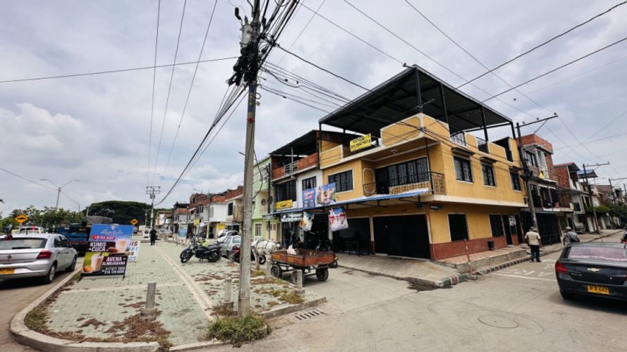 Casa de 8 alcobas en venta en Villagorgona, Candelaria, 252 m² · foto 8 de 21