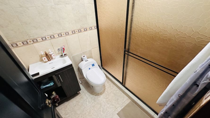 Casa de 8 alcobas en venta en Villagorgona, Candelaria, 252 m² · foto 15 de 21