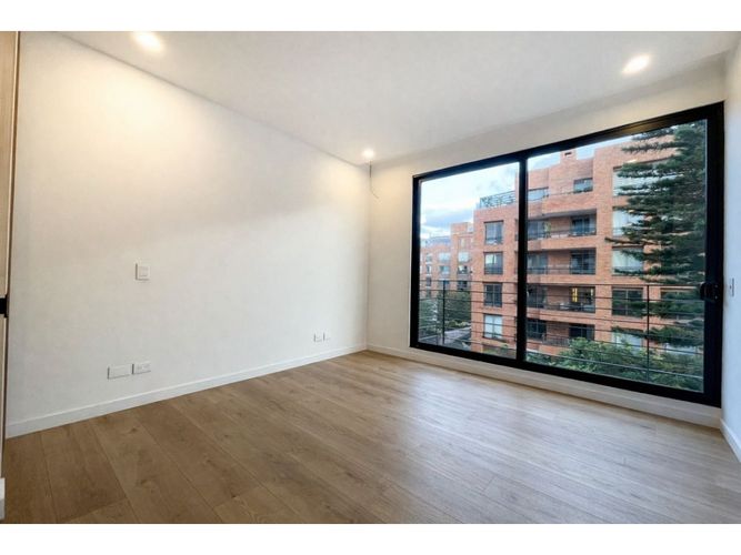 Apartamento de 3 alcobas en venta en Chicó Navarra, Bogotá, 147 m² · foto 19 de 19