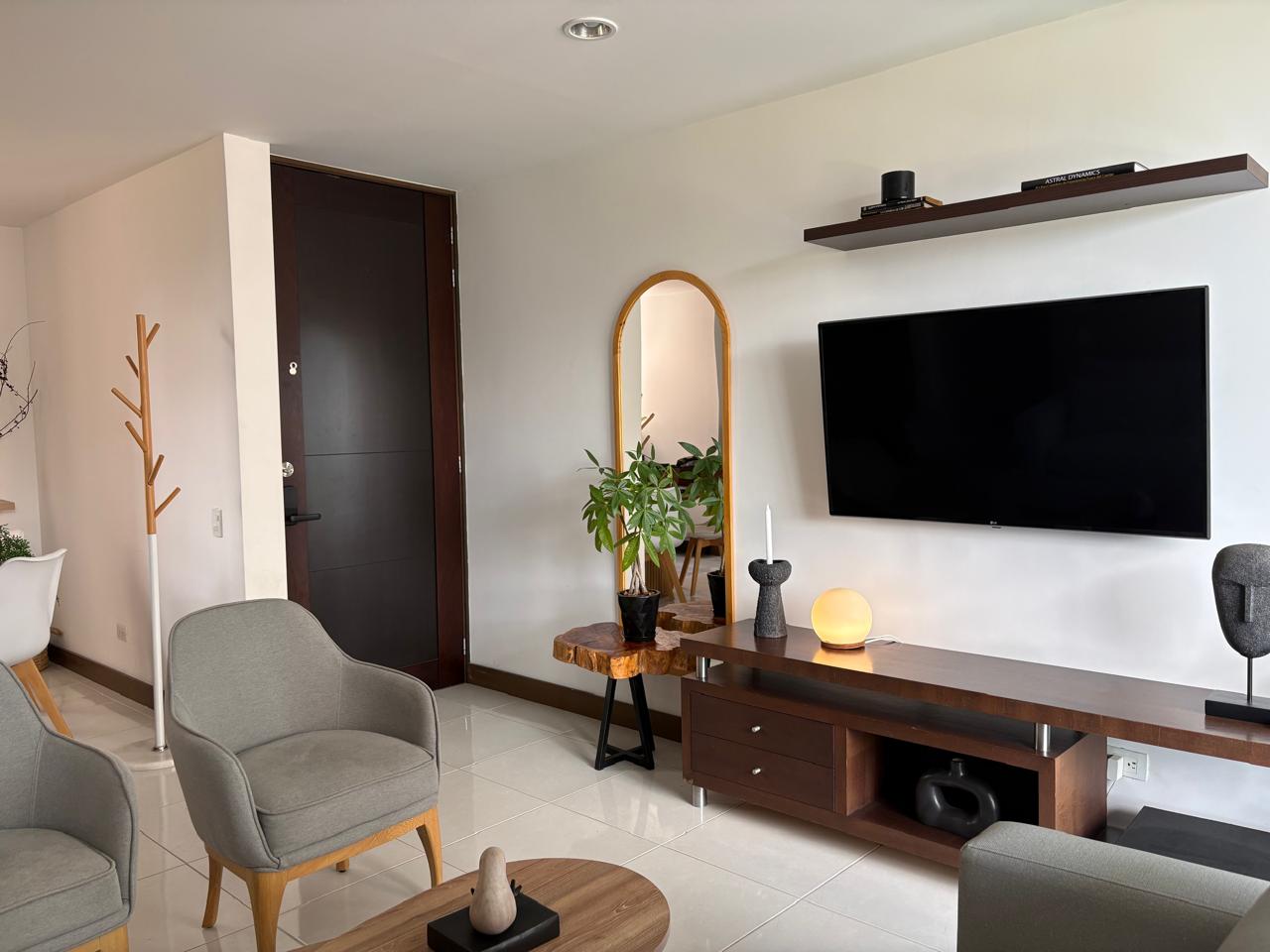 Apartamento en venta en Loma Del Esmeraldal, Envigado · foto 4 de 20