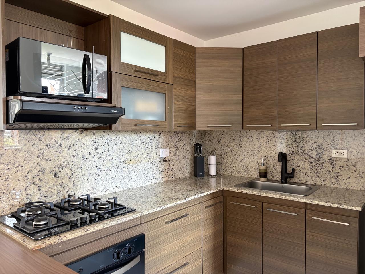 Apartamento en venta en Loma Del Esmeraldal, Envigado · foto 7 de 20
