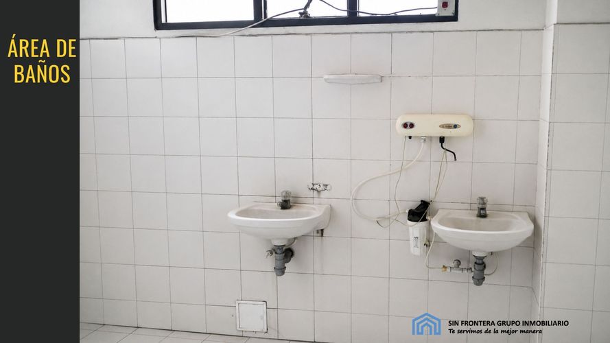 Bodega en venta en La Magnolia, Madrid, 1170 m² · foto 12 de 16