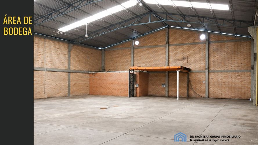 Bodega en venta en La Magnolia, Madrid, 1170 m² · foto 2 de 16