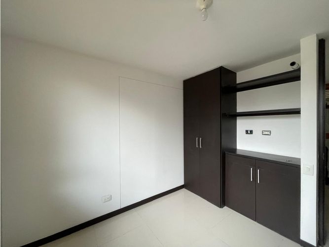 Apartamento en venta en Ciudad Jardin, Cali · foto 8 de 11
