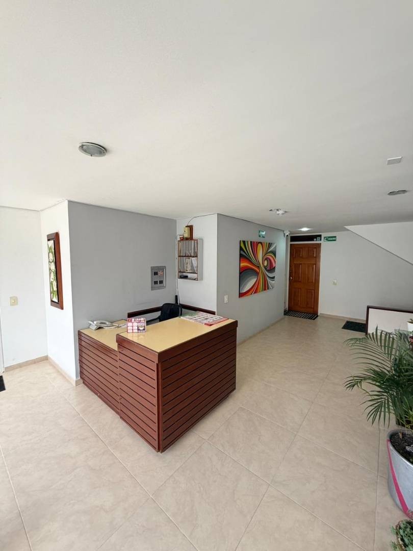 Apartamento en venta en Cedro Golf, Bogotá · foto 2 de 23