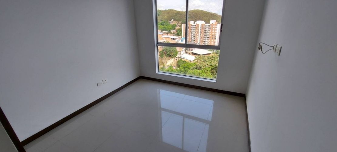 Apartamento en venta en Normandia, Cali · foto 9 de 18