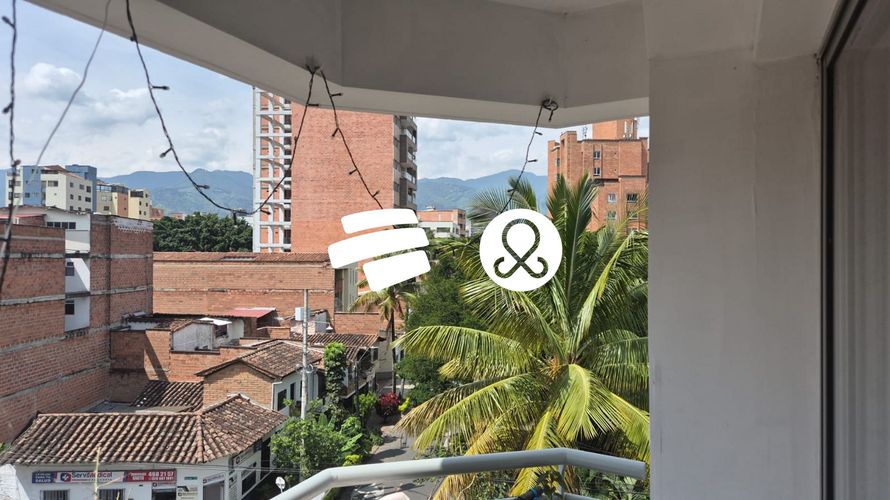 Apartamento de 3 alcobas en venta en Laureles, Medellín, 85 m² · foto 2 de 13