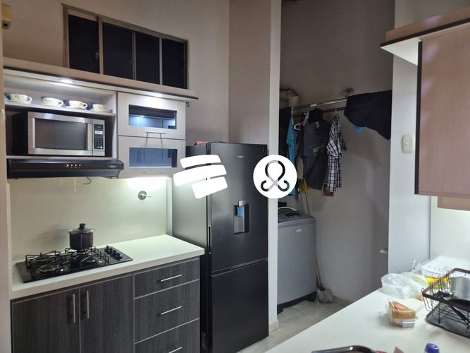 Apartamento de 3 alcobas en venta en Laureles, Medellín, 85 m² · foto 5 de 13