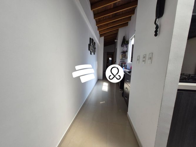 Apartamento de 3 alcobas en venta en Laureles, Medellín, 85 m² · foto 10 de 13