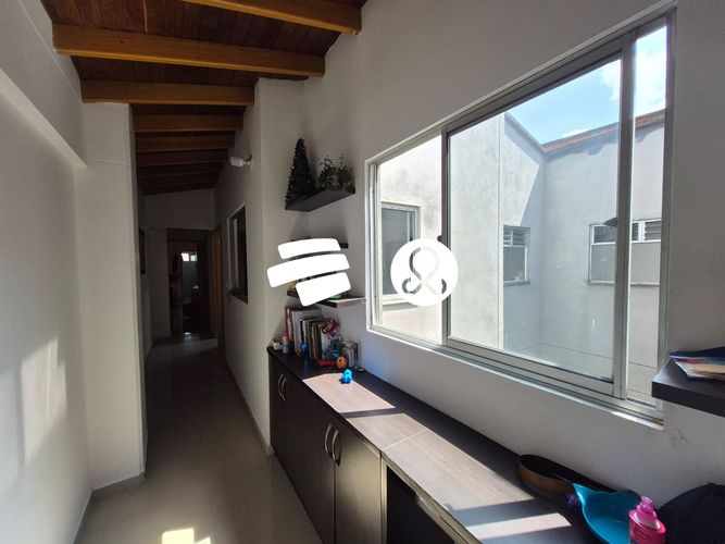 Apartamento de 3 alcobas en venta en Laureles, Medellín, 85 m² · foto 11 de 13