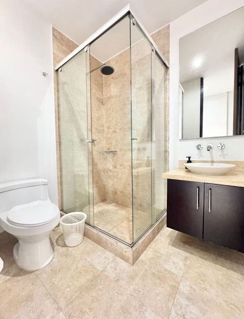 Apartamento de 3 alcobas en venta en Chicó Navarra, Bogotá, 240 m² · foto 12 de 19