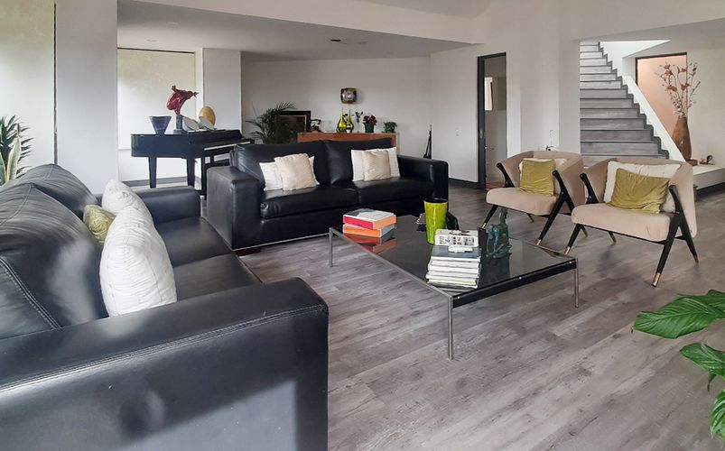 Apartamento de 3 alcobas en venta en Bosque De Pinos, Bogotá, 298 m² · foto 4 de 19