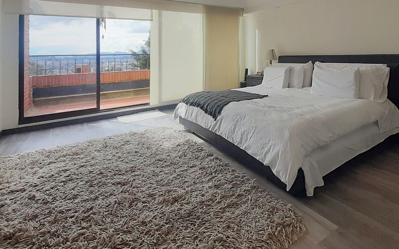 Apartamento de 3 alcobas en venta en Bosque De Pinos, Bogotá, 298 m² · foto 14 de 19