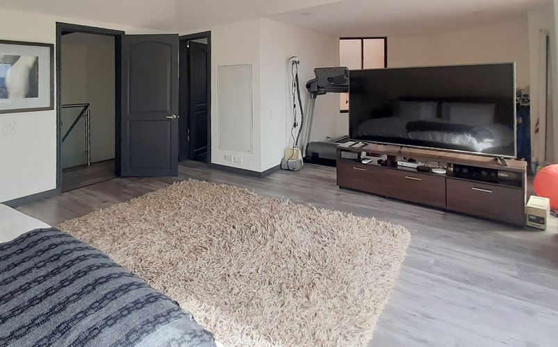 Apartamento de 3 alcobas en venta en Bosque De Pinos, Bogotá, 298 m² · foto 17 de 19