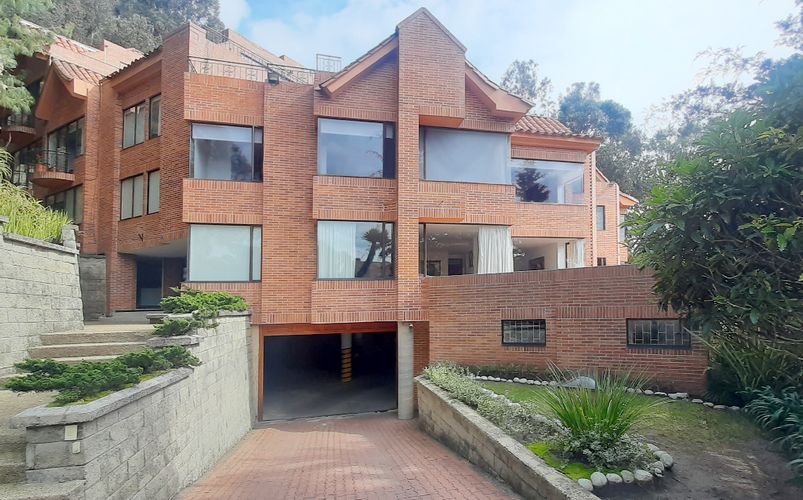 Apartamento de 3 alcobas en venta en Bosque De Pinos, Bogotá, 298 m² · foto 19 de 19