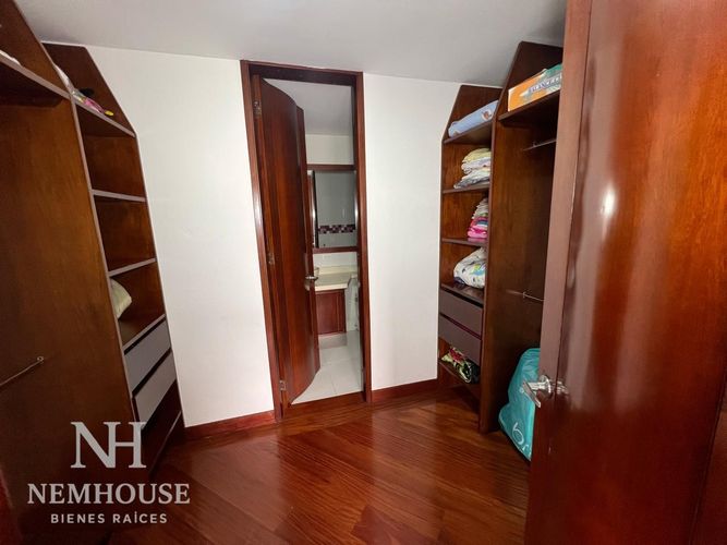 Casa de 4 alcobas en venta en Barrancas Norte, Bogotá, 270 m² · foto 14 de 24