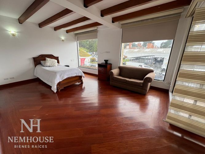 Casa de 4 alcobas en venta en Barrancas Norte, Bogotá, 270 m² · foto 11 de 24