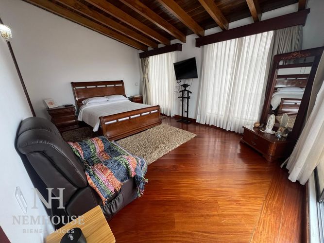 Casa de 4 alcobas en venta en Barrancas Norte, Bogotá, 270 m² · foto 9 de 24