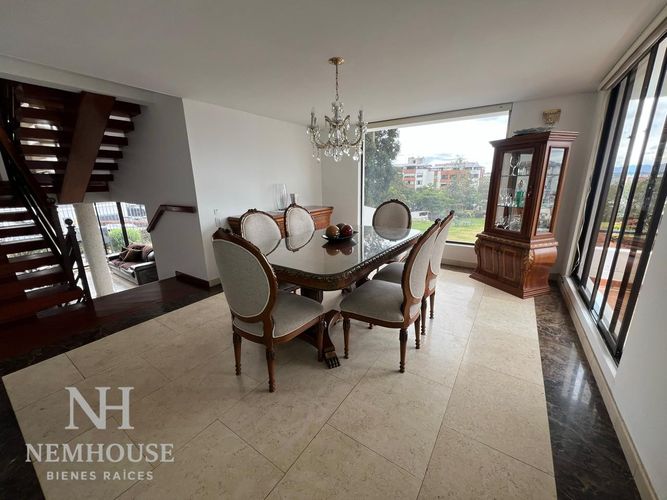 Casa de 4 alcobas en venta en Barrancas Norte, Bogotá, 270 m² · foto 2 de 24