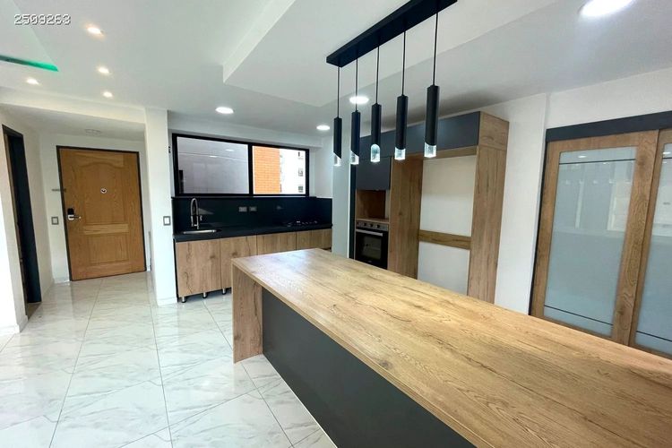 Apartamento de 4 alcobas en arriendo en Conquistadores, Medellín, 140 m² · foto 5 de 24