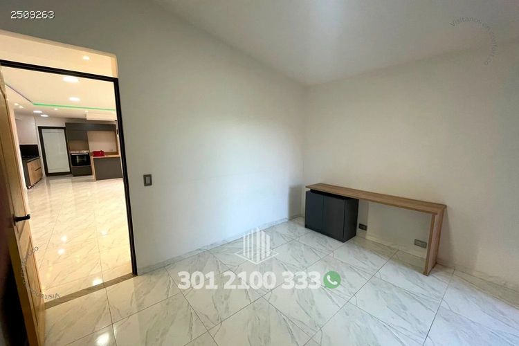 Apartamento de 4 alcobas en arriendo en Conquistadores, Medellín, 140 m² · foto 18 de 24