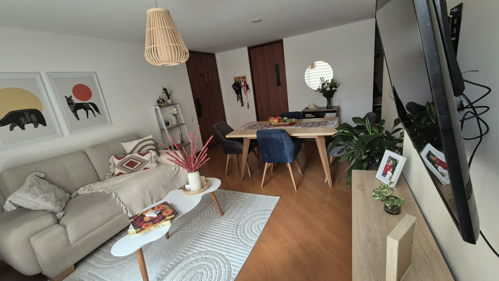Apartamento en venta en Lagos De Cordoba, Bogotá · foto 2 de 16