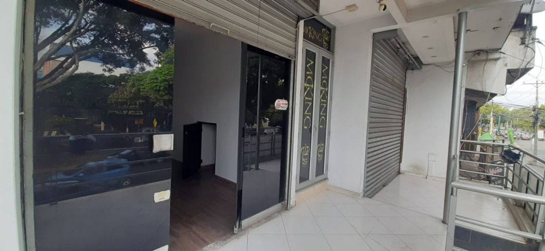 Local en arriendo en El Limonar, Cali, 50 m² · foto 2 de 16