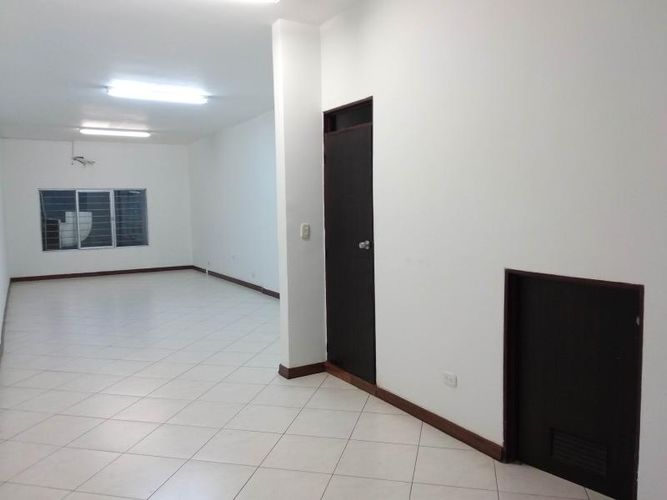 Local en arriendo en El Limonar, Cali, 50 m² · foto 8 de 16