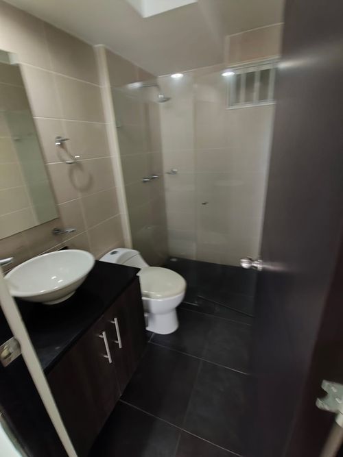 Apartamento de 3 alcobas en venta en Valle Del Lili, Cali, 85 m² · foto 4 de 10