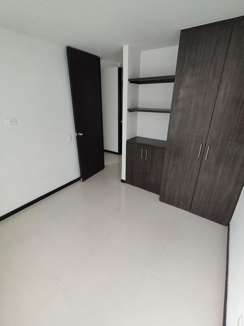 Apartamento de 3 alcobas en venta en Valle Del Lili, Cali, 85 m² · foto 5 de 10