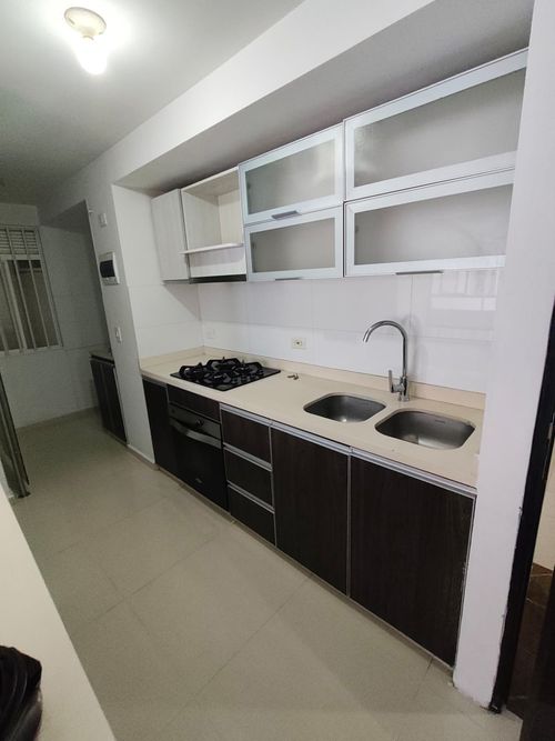 Apartamento de 3 alcobas en venta en Valle Del Lili, Cali, 85 m² · foto 6 de 10