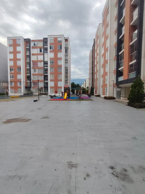 Apartamento de 3 alcobas en venta en Valle Del Lili, Cali, 85 m² · foto 10 de 10