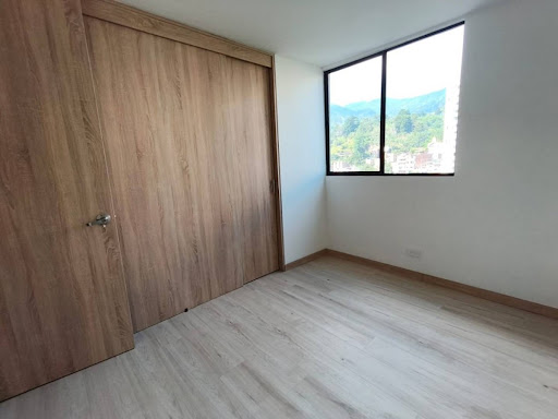 Apartamento en arriendo en Camino Verde, Envigado · foto 13 de 18