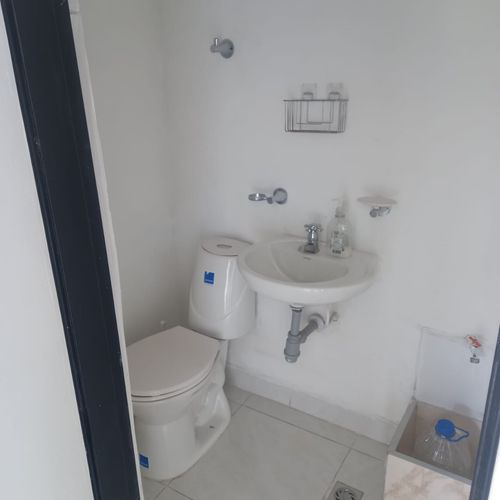 Local en arriendo en Alta Suiza, Manizales, 16 m² · foto 4 de 6