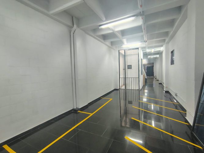 Bodega en arriendo en Trinidad, Medellín, 330 m² · foto 10 de 12